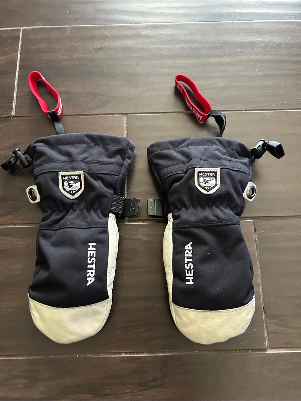 Hestra Ski Glove /Mitten Size 6 Unisex
